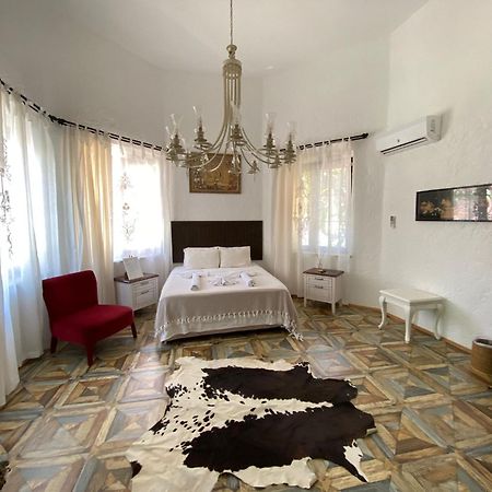 Alacati Albatross Hotel Екстериор снимка