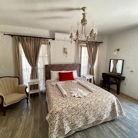 Alacati Albatross Hotel Екстериор снимка