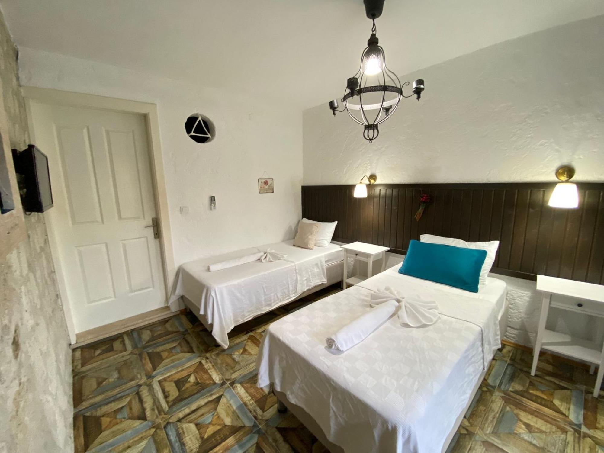 Alacati Albatross Hotel Екстериор снимка
